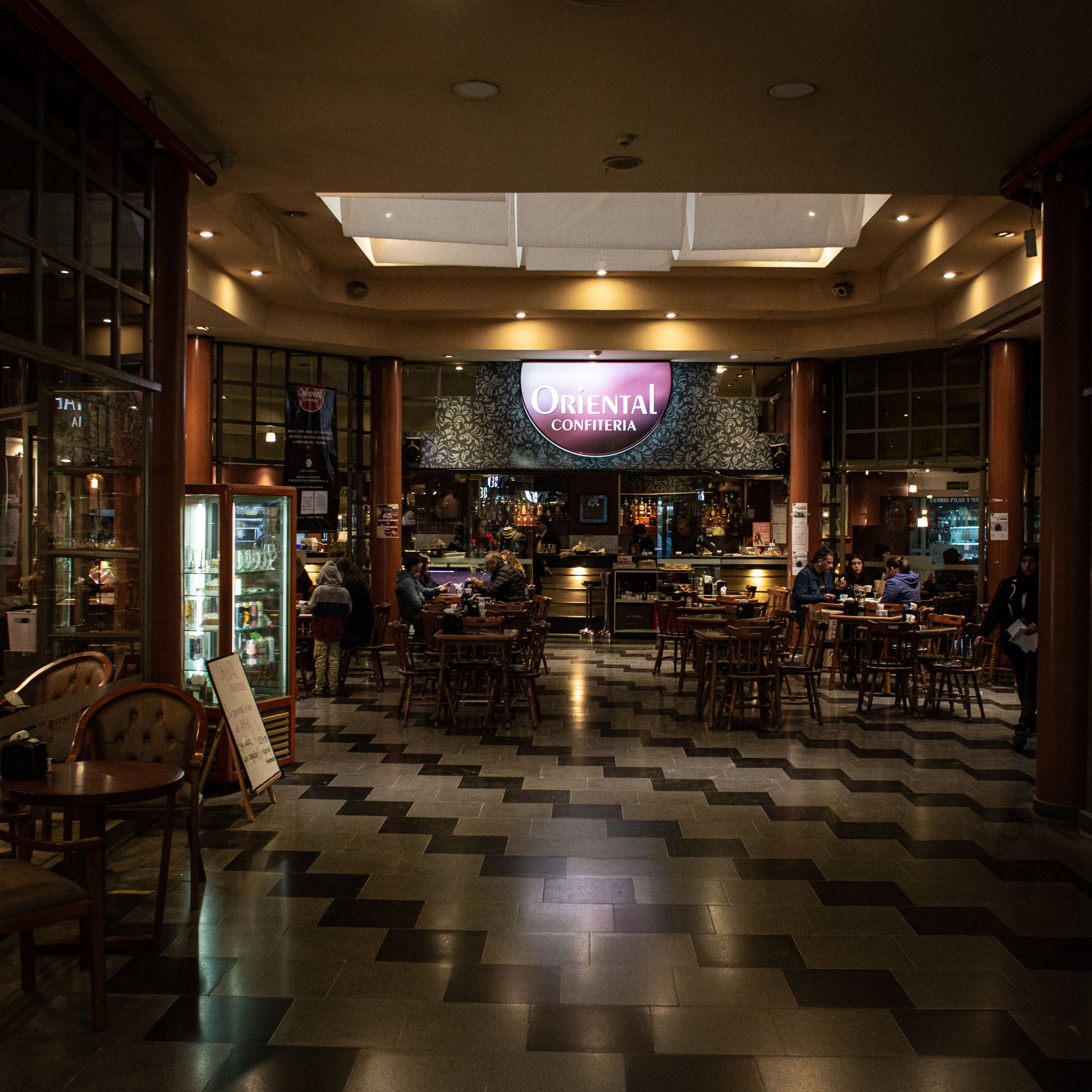 Local Confitería de La Oriental